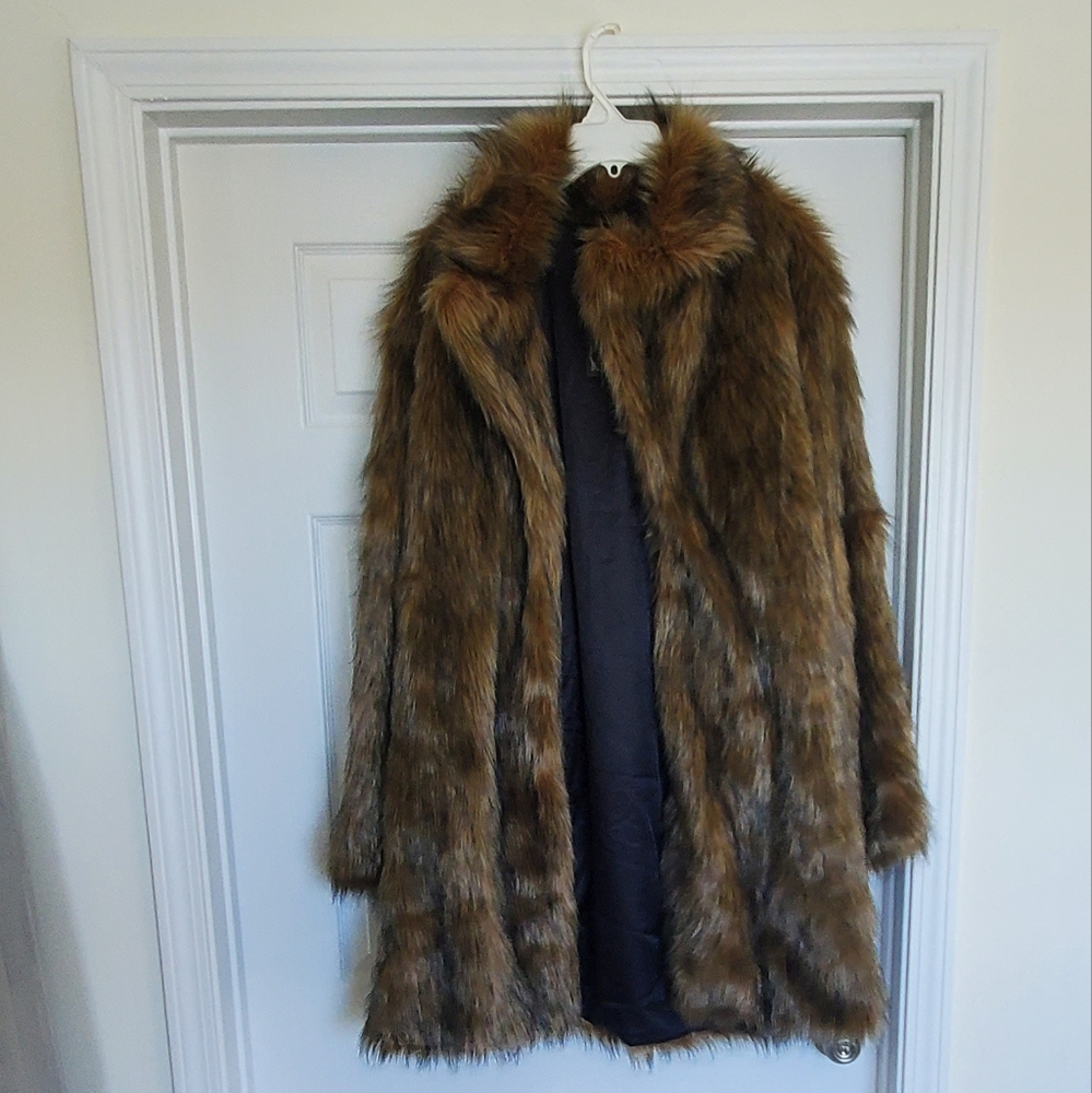 Lanshifei Faux Fur Jacket